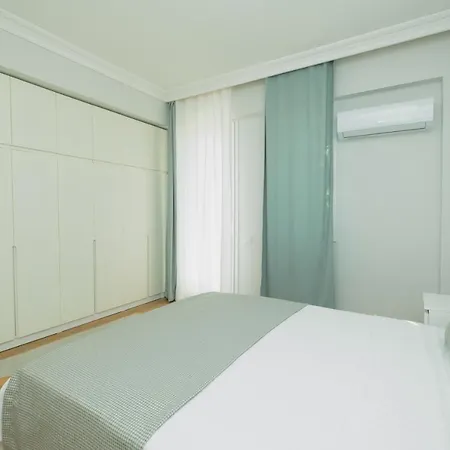 Bluey Calis Beach House *